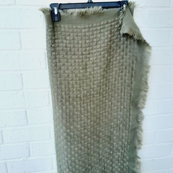 Wrap Throw Blanket Waffle Tassels Coastal Resort Throw (54" X 64") - Picture 3 of 6